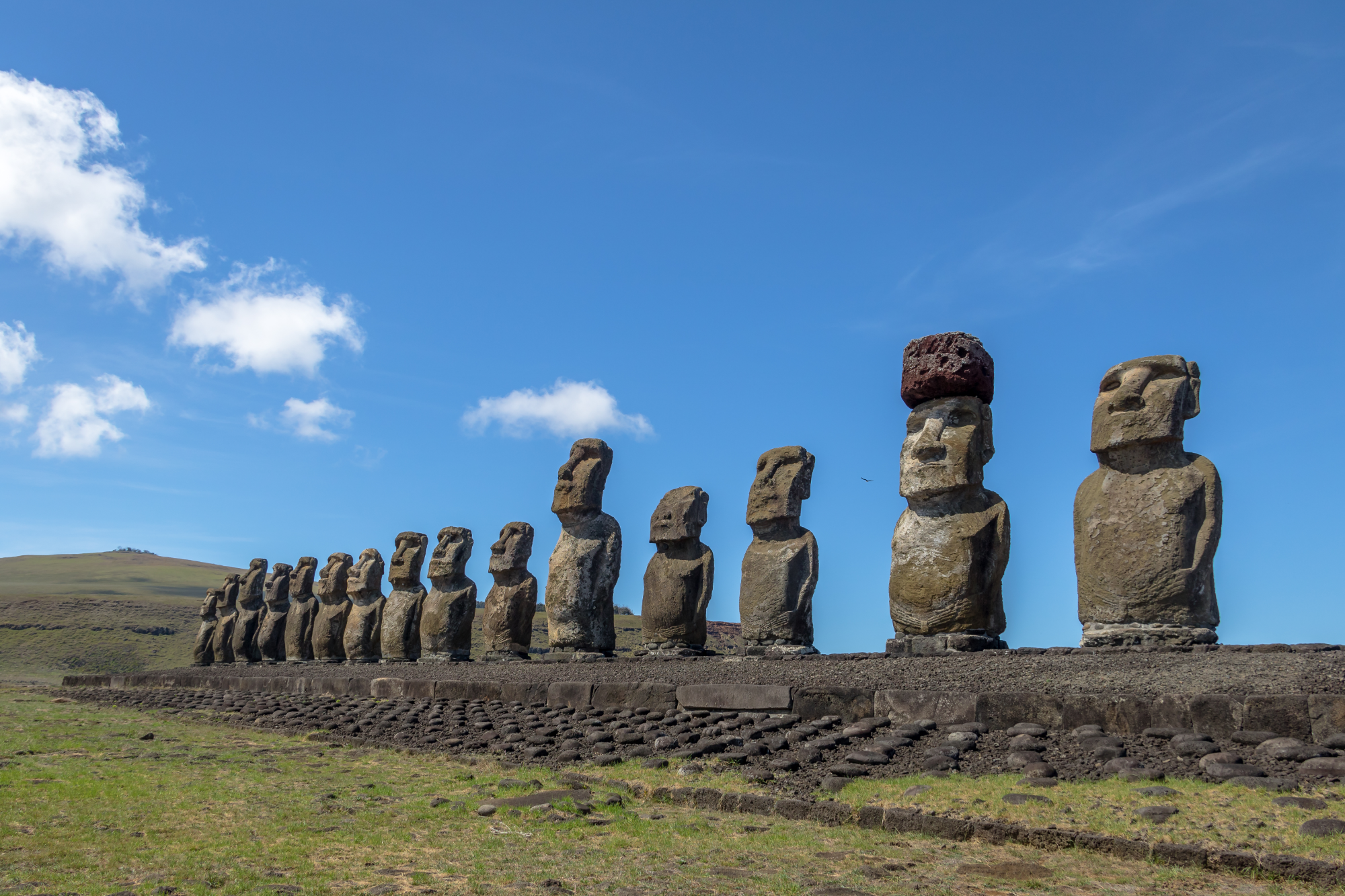 travel-to-easter-island-rapa-nui-chile